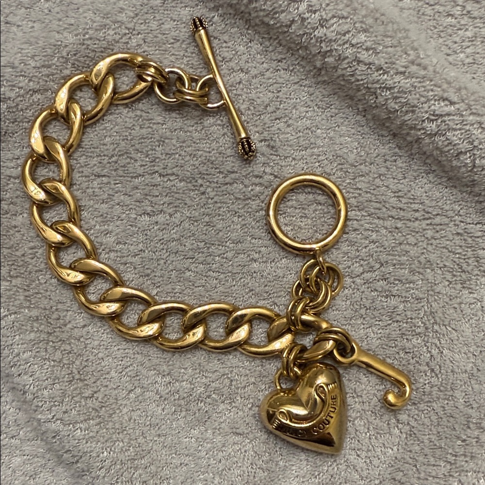 Juicy Couture Gold Chain Bracelet with Heart Charm